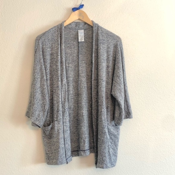 Time and True Shorter Sleeve Cardigan - Picture 1 of 5